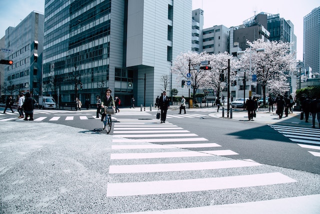 银川为何勤工俭学对在日本的留学生的职业生涯至关重要？